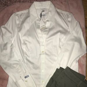 Button Down Calvin Klein Dress Shirt